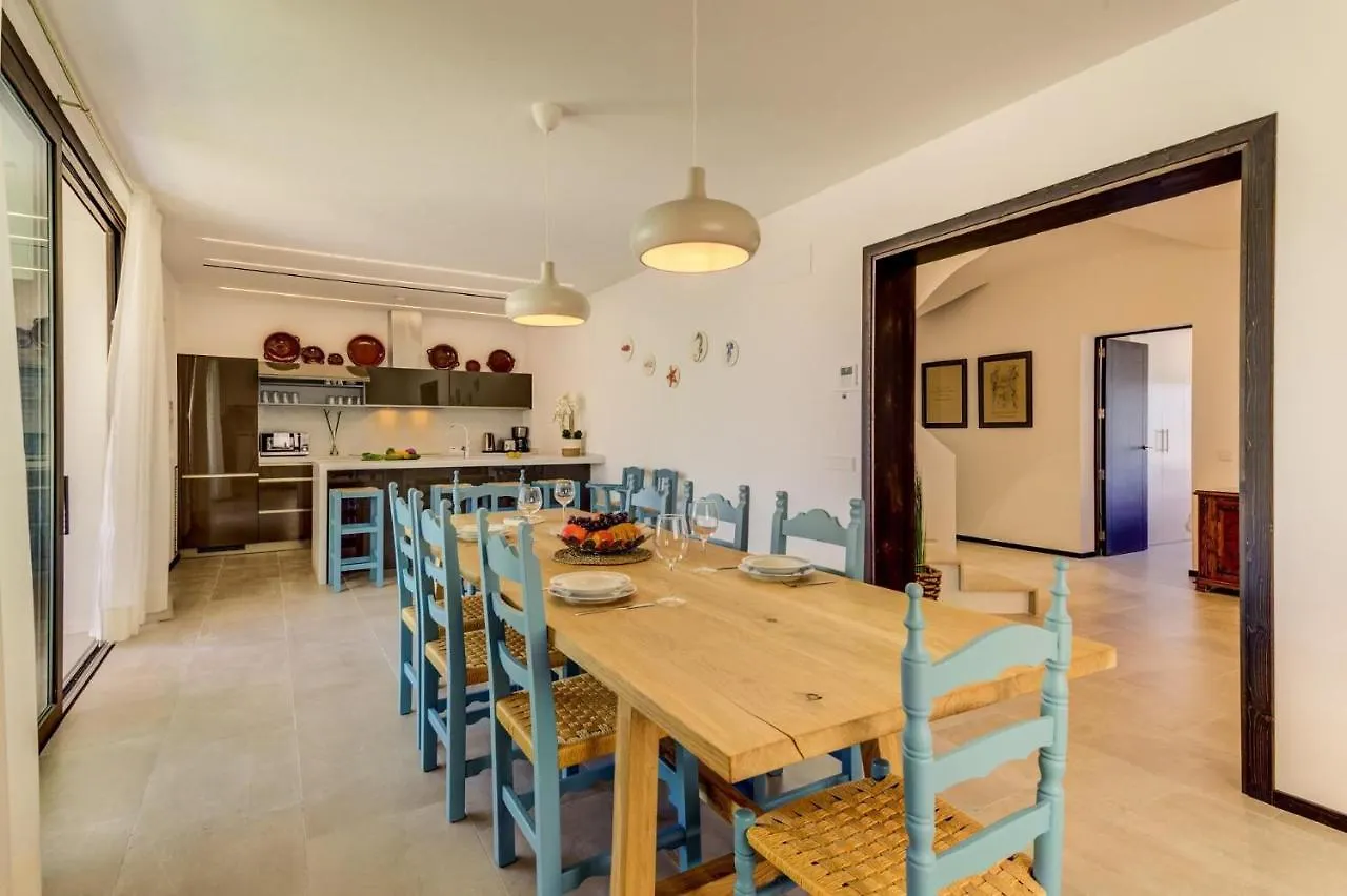 Beach Villa Silver By Sealand Villas Port de Pollença 0*,  Španělsko