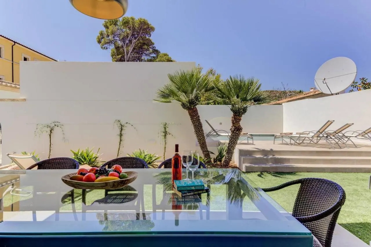 Beach Villa Silver By Sealand Villas Port de Pollenca